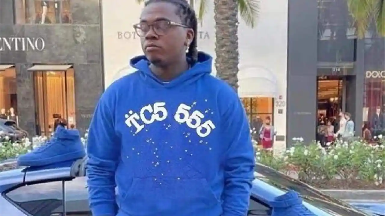 Sp5der Hoodie Is a Stylish Look