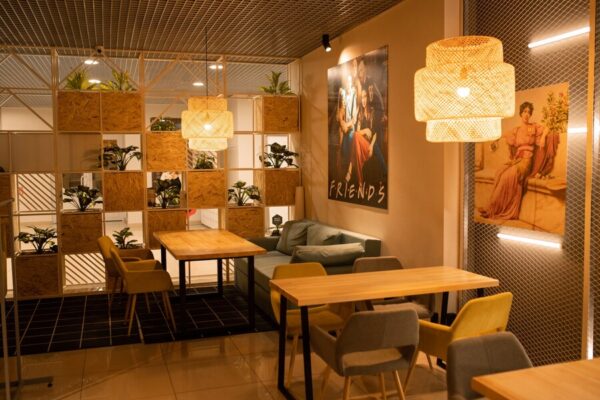 Ideas to Decorate Cafes or Restaurants